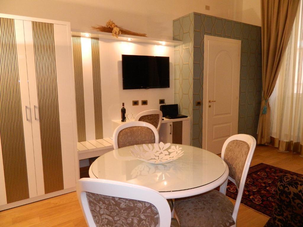 Home Suite Rome Apartment